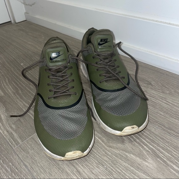 Nike Air Max Olive Green Size 10W - Picture 2 of 8